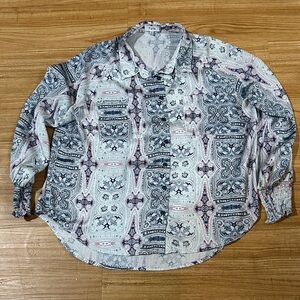 Fate Paisley Button-Down Shirt in White, Navy and Light Pink